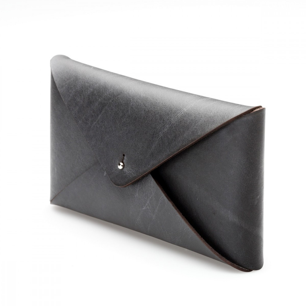 L'etoile etui Clutch - made from leather